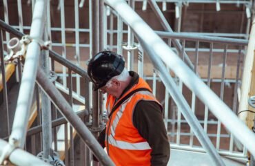 constr-03 constr-03